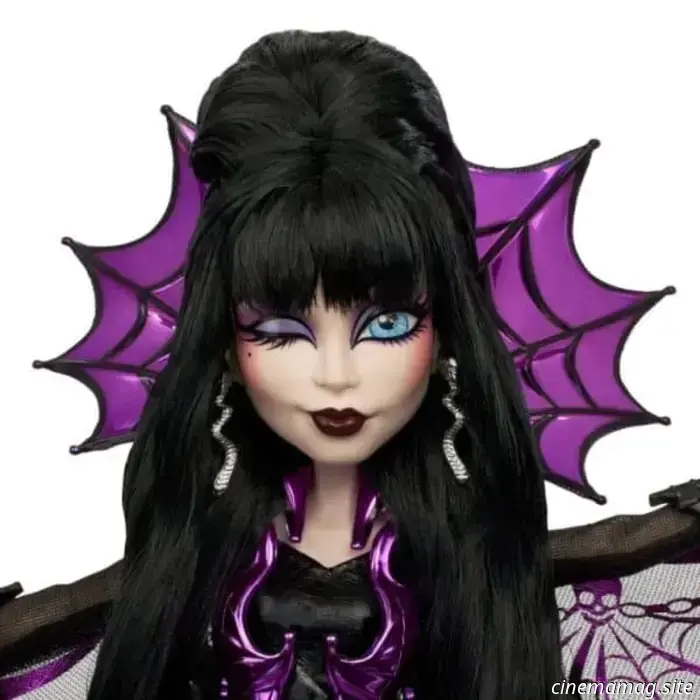 Elvira, Mistress of the Dark, makes her way to Comic-Con with an exclusive Monster High Skullector doll.