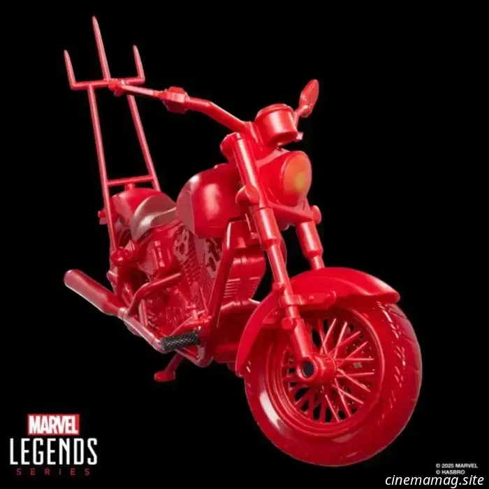 Hasbro unveils a new Johnny Blaze Ghost Rider figure from the Marvel Legends Series, along with a Hell Cycle set.