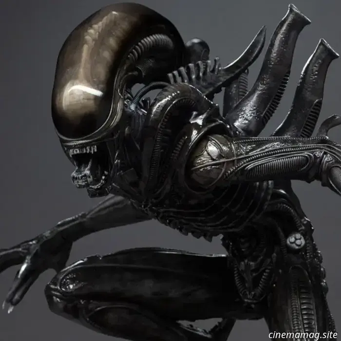 Iron Studios presents the Alien Big Chap collectible statue.