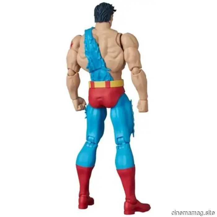 Medicom presenta las figuras MAFEX de Superman dañado en batalla y Doomsday de La muerte de Superman.