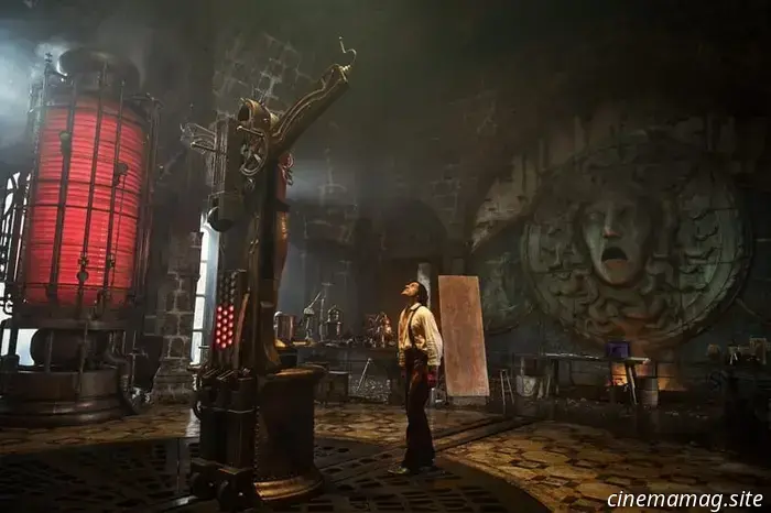 Guillermo del Toro escucha a Frankenstein