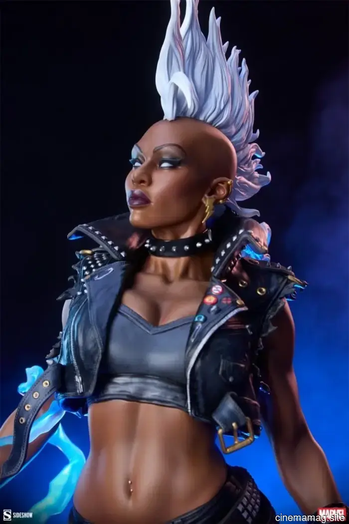 Sideshow has unveiled the Storm Premium Format Figure from the Uncanny X-Men series.