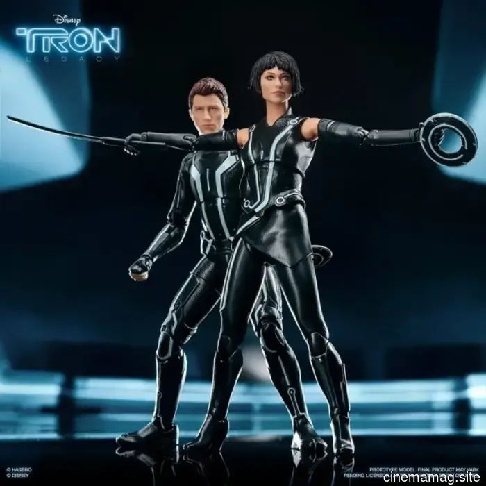 Hasbro returns to The Grid with action figures from TRON: Legacy.