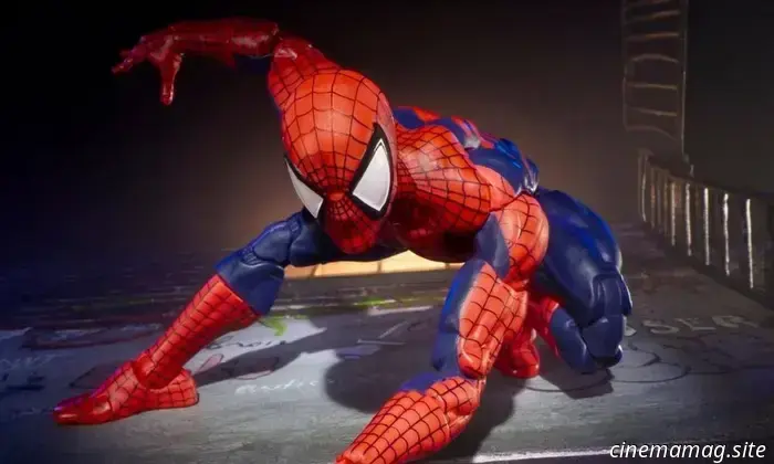 L'action figure di Spider-Man della Serie Massima di Marvel Legends annunciata da Hasbro