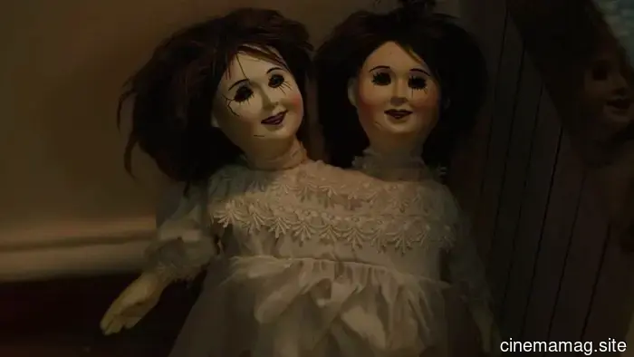 Una muñeca de dos cabezas desata el terror en el tráiler de She Saw Us.