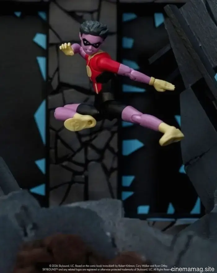 Jada Toys lancia la linea di action figure Invincible con Invincible, Conquest e Omni-Man.