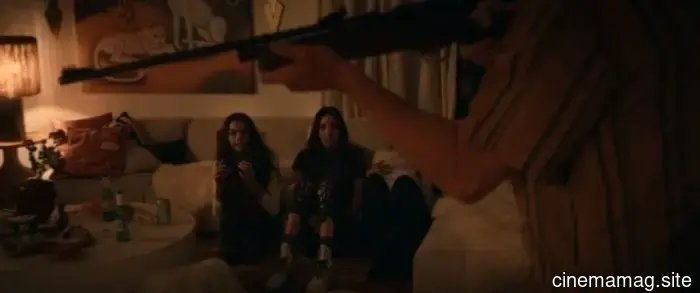 Shudder lanza el tráiler del thriller Encuentra a tus amigos protagonizado por Bella Thorne y Chloe Cherry.