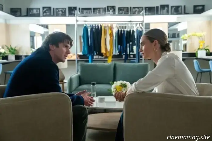 Lily James interpreta la fondatrice di Bumble, Whitney Wolfe, nel trailer di Swiped