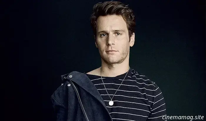 10 Celebrities Who Started Their Careers on Broadway