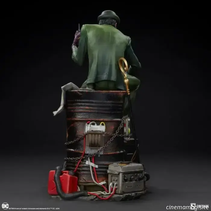 Sideshow has introduced the Riddler Premium Format Figure.