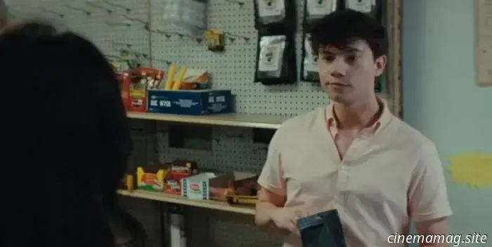 Lou Ferrigno plays a cannibal pig farmer in the trailer for the horror film The Hermit.