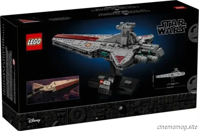 Компания LEGO официально представила три новых дополнения к теме LEGO Star Wars на зиму 2026 года: среднемасштабный шагоход AT‑AT из фильма «Звёздные войны: Эпизод V — Империя наносит ответный удар» и атакующий крейсер класса Venator из «Звёздные войны: Эпизод III — Месть ситхов», а также собираемую модель очаровательного астромеха BB‑8 из «Звёздные войны: Пробуждение силы»; смотрите промоизображения и подробности здесь…

Принесите драму Сражения на Хоте в свой дом с этим динамичным набором для сборки AT‑AT для взрослых (75440). Воссоздайте аутентичные детали культового шагохода AT‑AT, развернутого наземными войсками Галактической Империи. Добавьте сноуспидер Повстанцев в полёте, обматывающий свой буксировочный трос вокруг ног AT‑AT, как в захватывающей сцене из «Империи наносит ответный удар». Наслаждайтесь приятным временем, погружаясь в эту ностальгическую и вознаграждающую сборку, и выставьте свою работу на подставке с табличкой с названием.
Отличное угощение для себя или подарок другим взрослым фанатам и коллекционерам, этот набор дополняет среднемасштабные собираемые модели в Коллекции Звёздолётов LEGO® Star Wars™.
Стройте умнее с приложением LEGO Builder — увеличивайте, вращайте в 3D, отслеживайте прогресс и следуйте пошаговым цифровым инструкциям. В наборе 525 деталей.
НАБОР ДЛЯ ВЗРОСЛЫХ – Станьте свидетелем действий Сражения на Хоте из «Звёздные войны: Империя наносит ответный удар» с этим среднемасштабным модельным набором LEGO® Star Wars™ для сборки и демонстрации шагохода AT‑AT (75440) и сноуспидера
ПЕРЕДАЙТЕ ДРАМУ – Создайте динамичную сцену из кирпичиков LEGO®, где сноуспидер обматывает свой буксировочный трос вокруг ног AT‑AT, пытаясь его опрокинуть
РАЗРАБОТАН ДЛЯ ДЕМОНСТРАЦИИ – Покажите своё творение на собираемой подставке с табличкой
РАСШИРЬТЕ КОЛЛЕКЦИЮ – Этот коллекционный набор дополняет ассортимент среднемасштабных собираемых моделей культовых звёздолётов LEGO® Star Wars™
ПОДАРОК ДЛЯ ВЗРОСЛЫХ ФАНАТОВ – Побалуйте себя или подарите этот набор LEGO® творческому другу, который любит классическую трилогию Star Wars™
3D ИНСТРУКЦИИ ДЛЯ СБОРКИ – Приготовьтесь собирать как никогда раньше с приложением LEGO® Builder, где можно сохранять наборы, отслеживать прогресс, увеличивать и вращать модель с помощью 3D‑инструкций
ИЗ ГАЛАКТИКИ ДАЛЁКО, ДАЛЁКОЙ — В ВАШ ДОМ – Коллекционные наборы LEGO® Star Wars™ для взрослых созданы для людей, которые любят творческую деятельность руками, чтобы расслабиться и восстановить силы
РАЗМЕРЫ – AT‑AT в этом наборе из 525 деталей имеет высоту более 6,5 дюйма (17 см), длину 7,5 дюйма (19 см) и ширину 4,5 дюйма (11 см) и станет эффектным украшением рабочего стола

Продемонстрируйте обтекаемый дизайн атакующего крейсера класса Venator с этим набором для сборки модели звёздолёта (75441). Используйте кирпичики LEGO®, чтобы воссоздать характерный силуэт и аутентичные детали одного из самых универсальных кораблей флота Галактической Республики. Переживите сцены из «Звёздные войны: Месть ситхов», погрузившись в эту сложную и вознаграждающую сборку. Гордо выставьте впечатляющий Атакующий крейсер на собираемой подставке с табличкой с названием.
В составе среднемасштабной Коллекции звёздолётов LEGO Star Wars™ этот набор станет отличным подарком для вас или других взрослых поклонников приквелов.
Наслаждайтесь расширенными возможностями сборки с приложением LEGO Builder — увеличение и вращение с 3D‑инструкциями, сохранение и отслеживание прогресса — всё в приложении. В наборе 643 детали.
НАБОР ДЛЯ СБОРКИ МОДЕЛИ ЗВЁЗДОЛЁТА – Постройте и выставьте среднемасштабную модель атакующего крейсера класса Venator (75441), как в «Звёздные войны: Месть ситхов»
АУТЕНТИЧНЫЕ ДЕТАЛИ – Передайте обтекаемый силуэт и характерные отметки культового крейсера класса Venator с помощью кирпичиков LEGO®
РАЗРАБОТАН ДЛЯ ДЕМОНСТРАЦИИ – Покажите своё творение на собираемой подставке с табличкой, и поднимите верхнюю секцию, чтобы открыть ангар
РАСШИРЬТЕ КОЛЛЕКЦИЮ – Этот набор является частью коллекционной серии среднемасштабных собираемых моделей культовых звёздолётов Star Wars™
ПОДАРОК ДЛЯ ВЗРОСЛЫХ – Побалуйте себя или подарите этот набор LEGO® другому фанату приквелов Star Wars™ или любому коллекционеру LEGO Star Wars
3D ИНСТРУКЦИИ ДЛЯ СБОРКИ – С приложением LEGO® Builder вы можете собирать модели, используя 3D‑инструкции, отслеживать прогресс и сохранять все свои наборы в приложении
ИЗ ГАЛАКТИКИ ДАЛЁКО, ДАЛЁКОЙ — В ВАШ ДОМ – Коллекционные наборы LEGO® Star Wars™ для взрослых (продаются отдельно) созданы для людей, которые любят ручную, вдумчивую творческую деятельность для расслабления
РАЗМЕРЫ – Эта собираемая модель Звёздного Разрушителя из 643 деталей имеет высоту более 6 дюймов (15 см), длину 12 дюймов (31 см) и ширину 6 дюймов (16 см) и станет эффектным элементом декора

Добавьте максимум милоты с этим головокружительным набором LEGO® Star Wars™ — BB‑8™ Астромех для детей. Используйте кирпичики LEGO, чтобы передать аутентичные детали культового дроида, как в «Звёздные войны: Пробуждение силы». Катайте BB‑8 по ровной поверхности, и его голова будет вращаться в разных направлениях. Откройте люк на корпусе BB‑8, чтобы увидеть «горелочный» манипулятор, подобный тому, которым он показал Финну «палец вверх».
Разместите собираемую модель рядом с информационной табличкой BB‑8 и фигуркой BB‑8 стандартного размера, чтобы создать милый декор Star Wars, который вызовет улыбку у любого фаната.
Этот игровой конструктор станет отличным подарком для детей — мальчиков и девочек — от 10 лет и старше. Они также могут наслаждаться интуитивной сборкой с помощью приложения LEGO Builder, увеличивая и вращая в 3D, сохраняя и отслеживая прогресс — всё в приложении. В наборе 569 деталей.
ДЕКОР STAR WARS™ – Создайте игривую витрину с этим набором LEGO® для сборки дроида‑астромеха BB‑8 (75452) для детей от 10 лет
ДИНАМИЧНАЯ ДЕМОНСТРАЦИЯ – Катайте BB‑8 по ровной поверхности, чтобы его голова автоматически вращалась в произвольных направлениях
СКРЫТАЯ ФУНКЦИЯ – Откройте люк на корпусе BB‑8, чтобы увидеть «горелочный» манипулятор, похожий на тот, которым он сделал Финну «палец вверх» в «Пробуждении силы»
ФИГУРКА BB‑8 LEGO® – Выставьте основную собираемую модель вместе с информационной табличкой BB‑8 и фигуркой BB‑8 стандартного размера
ПОДАРОК ДЛЯ ДЕТЕЙ – Этот игровой набор станет милым подарком для мальчиков, девочек и всех поклонников LEGO® Star Wars™ от 10 лет и старше
ЦИФРОВЫЕ ИНСТРУКЦИИ ДЛЯ СБОРКИ – Приложение LEGO® Builder проведёт вашего ребёнка по увлекательному пути сборки, позволяя увеличивать и вращать наборы с помощью 3D‑инструкций, а также сохранять и отслеживать прогресс
ВСТРЕТЬТЕ БОЛЬШЕ ДРОИДОВ – BB‑8 соответствует масштабу с R2‑D2™ (75379), C‑3PO (75398) и другими собираемыми дроидами LEGO® Star Wars™, все продаются отдельно
РАЗМЕРЫ – Фигурка BB‑8 в этом наборе из 569 деталей имеет высоту более 3,5 дюйма (9 см)