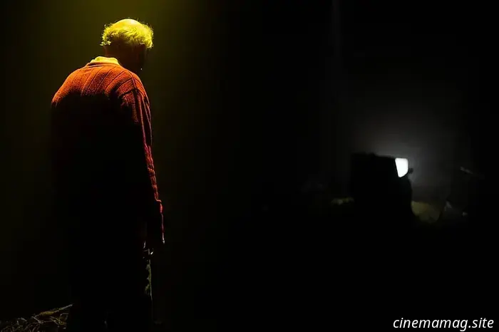 Steven Schloss scatena un horror di Hanukkah con 'Gimme'