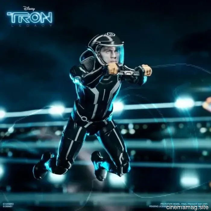 Hasbro returns to The Grid with action figures from TRON: Legacy.