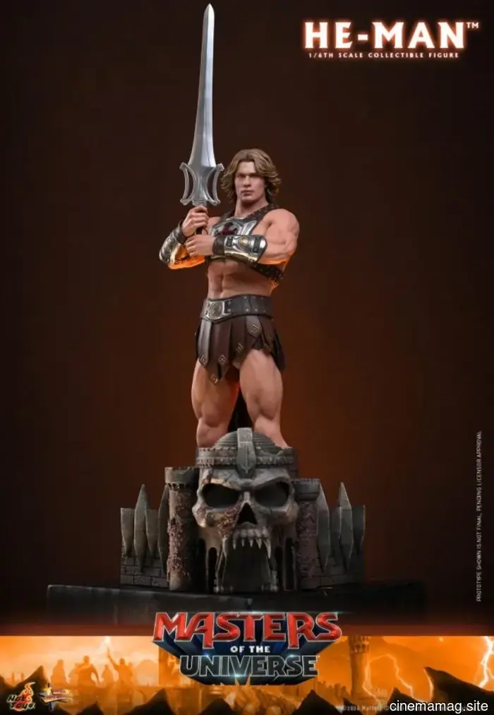 Hot Toys reveals sixth scale figures of He-Man and Skeletor from Masters of the Universe.