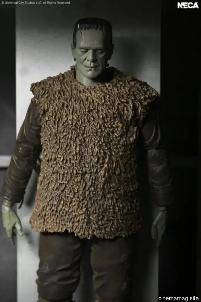 NECA has released the Ultimate Frankenstein's Monster figure from Son of Frankenstein.