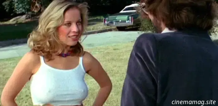 Estas comedias clásicas y descaradas no les importa si te ofendes — solo les importa hacer reír.