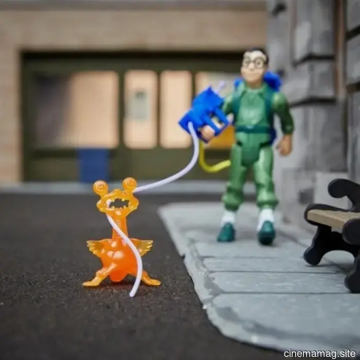 I veri acchiappafantasmi Janine Melnitz e Louis Tully confezione di action figure 2-pack svelata da Hasbro