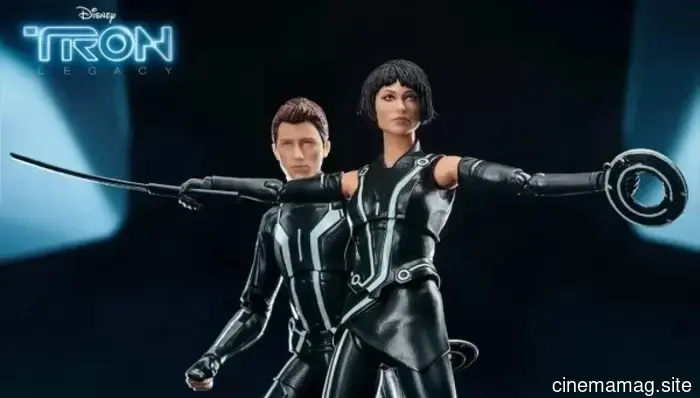 Hasbro returns to The Grid with action figures from TRON: Legacy.