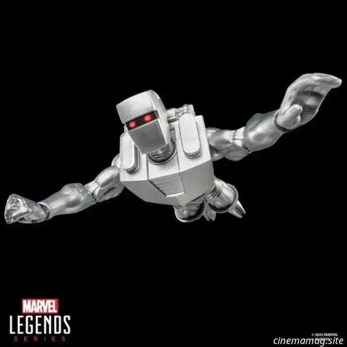 В серию Marvel Legends от Hasbro, вдохновленную комиксами, вошли Ром, Дакен, Адам Уорлок и другие