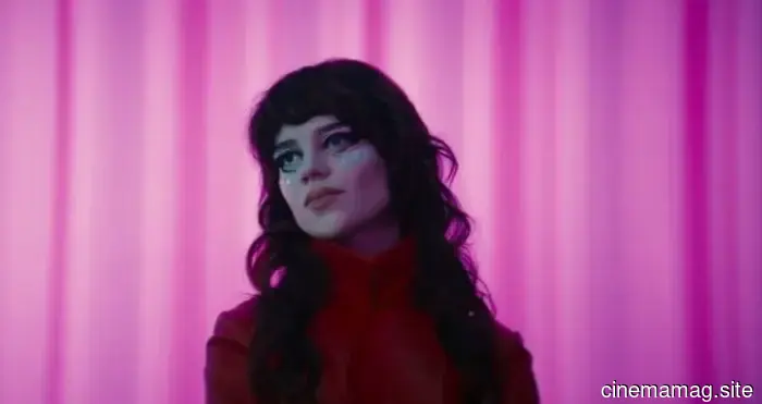 Nuevo tráiler de Her Private Hell de Nicolas Winding Refn, protagonizada por Sophie Thatcher