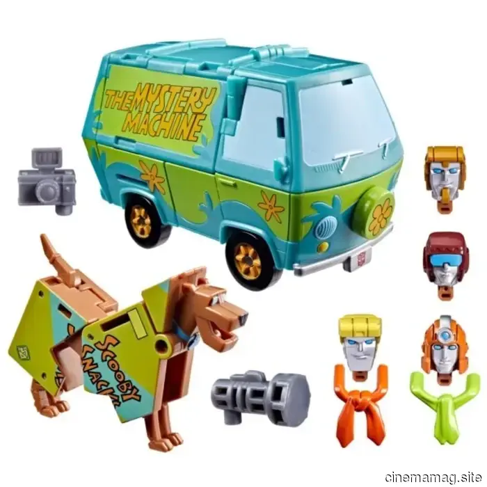 Hasbro launches the Transformers Scooby-Doo Mysterious Prime and Automutt action figure set.