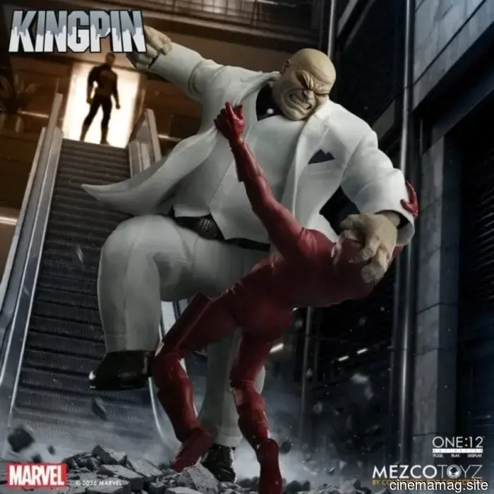 Фигурка Marvel's Kingpin One:12 Collective представлена компанией Mezco Toyz