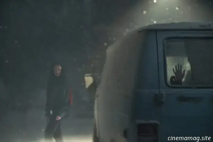 6 Gripping Movies About Being Stranded in the Snow to Add to Your Watchlist