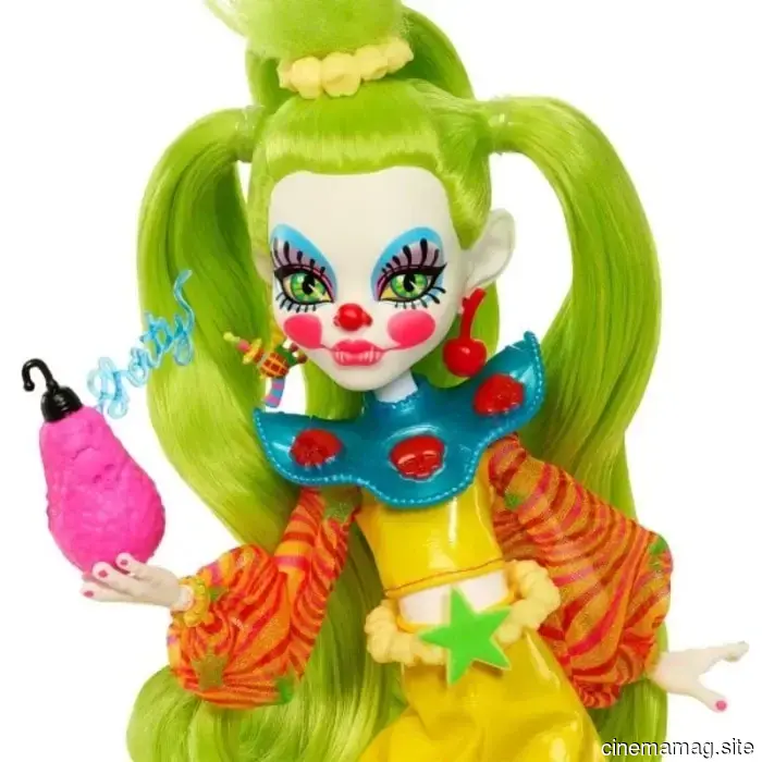 Mattel introduces the Monster High Skullector doll inspired by Killer Klowns From Outer Space.