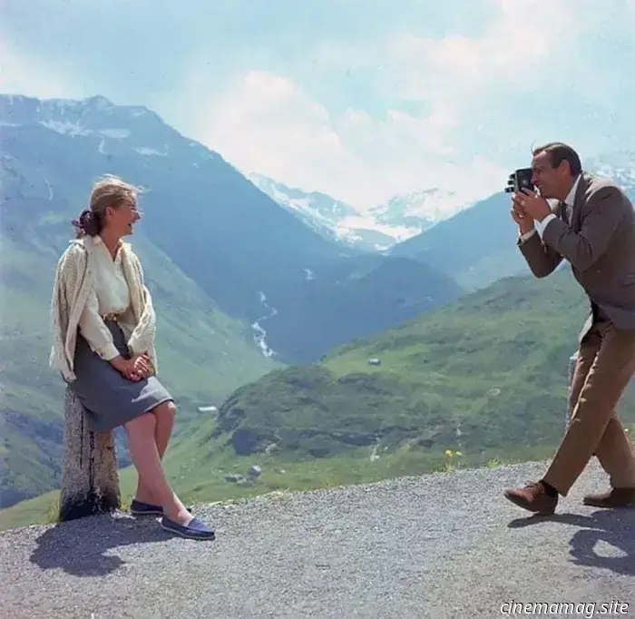 12 Behind-the-Scenes Photos of Goldfinger Showcasing Bond at His Finest