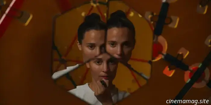 Alicia Vikander and Elizabeth Olsen Discuss The Evaluation, Culinary Battles, and the Reflection of Contemporary Issues in Sci-Fi