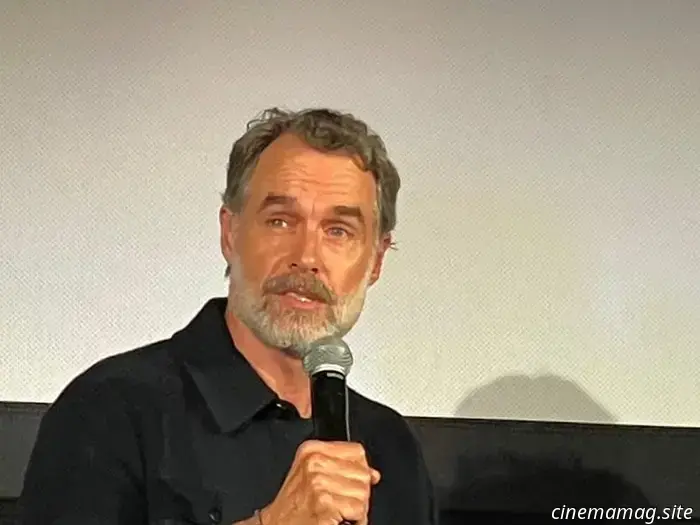 Murray Bartlett discusses The White Lotus and the experience of losing his front teeth — PIFF 2025.