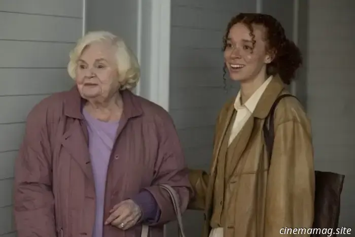 June Squibb es Eleanor la Grande en el tráiler del debut como directora de Scarlett Johansson.