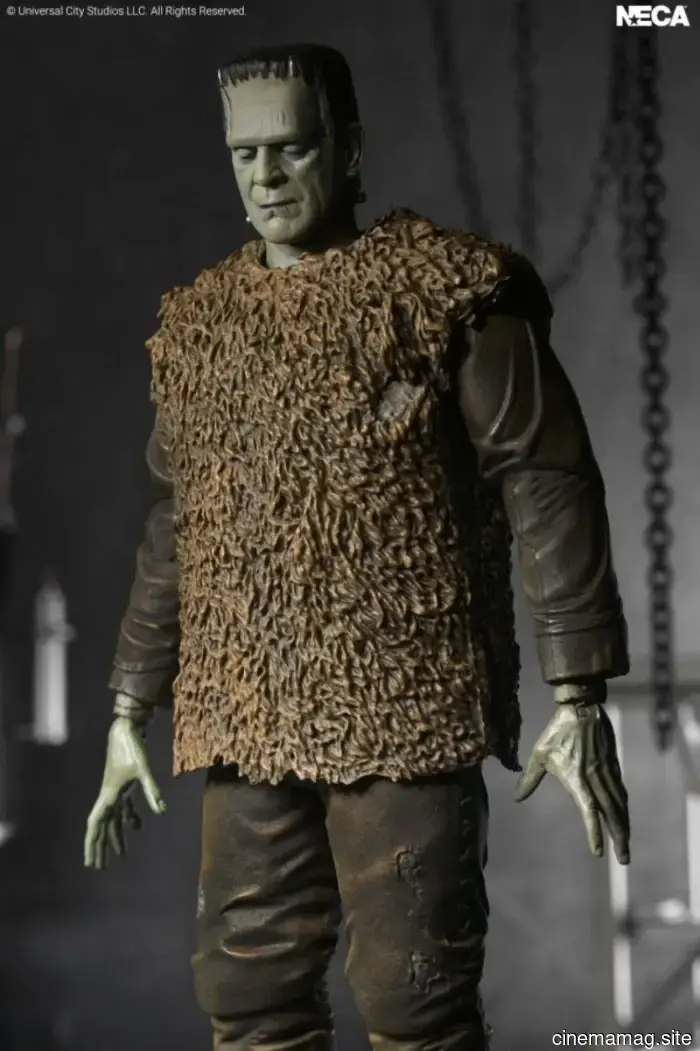 NECA has released the Ultimate Frankenstein's Monster figure from Son of Frankenstein.