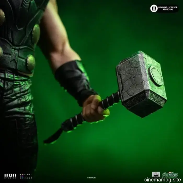 Thor becomes part of Iron Studios' Avengers: Doomsday collection with a new Art Scale statue.