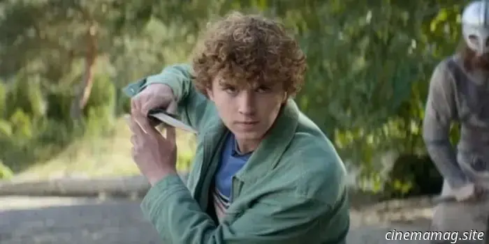The trailer for season 2 of Percy Jackson and the Olympians features a call from the Sea of Monsters.
