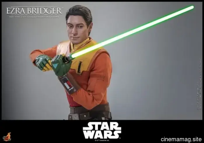 Hot Toys has released new sixth scale figures of Sabine Wren and Ezra Bridger from Star Wars Rebels.