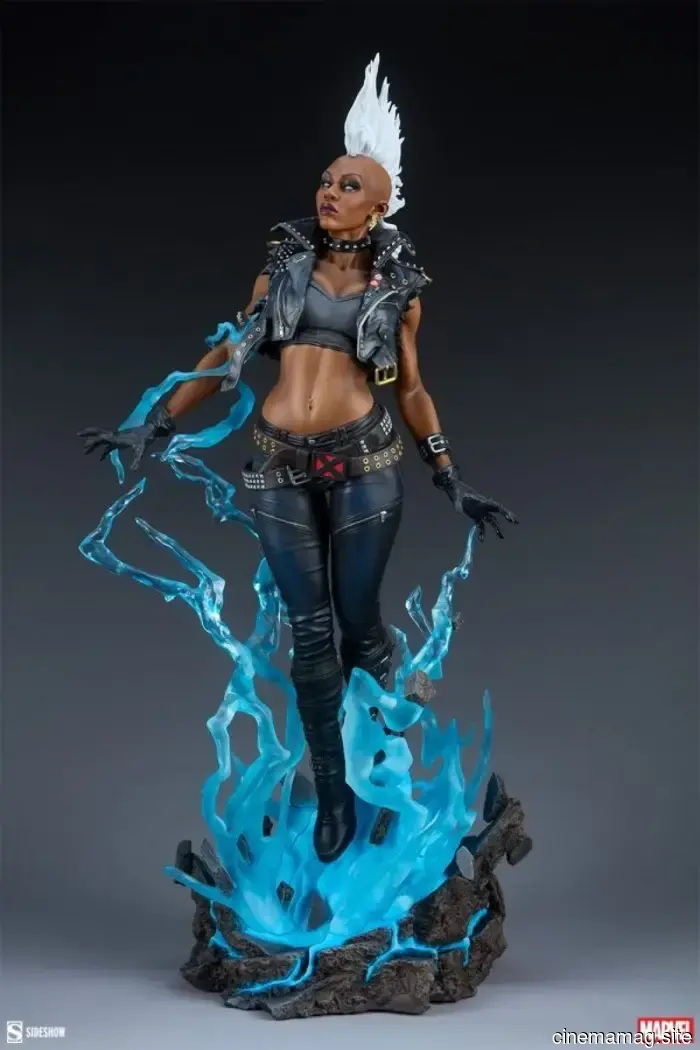 Sideshow has unveiled the Premium Format Figure of Storm from the Uncanny X-Men series.