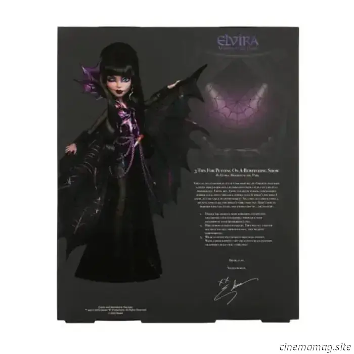 Elvira, Mistress of the Dark, makes her way to Comic-Con with an exclusive Monster High Skullector doll.