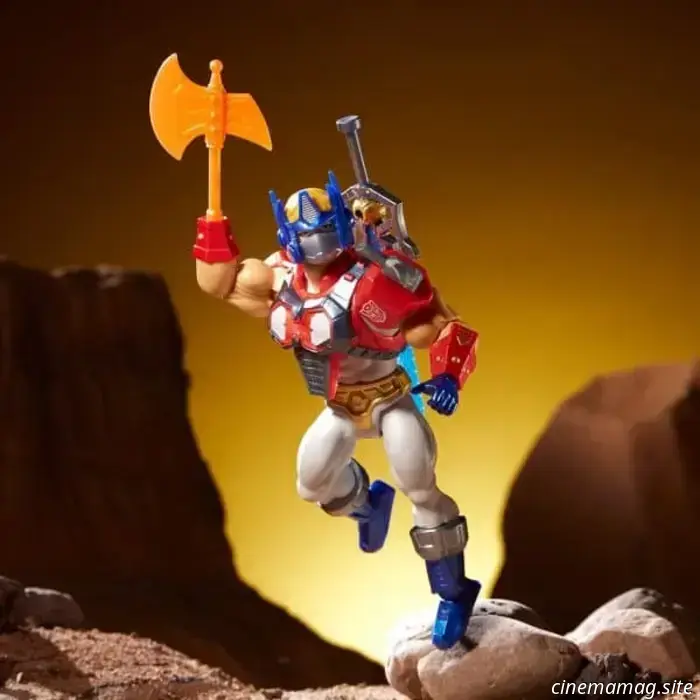 La linea di action figure Masters of the Universe x Transformers di Mattel aggiunge Optimus Prime He-Man e Starscream Scare Glow