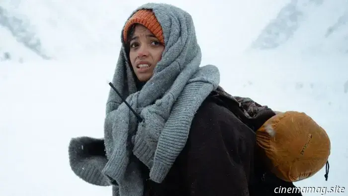 Tráiler del thriller de supervivencia de ciencia ficción The Occupant protagonizado por Ella Balinska y Rob Delany