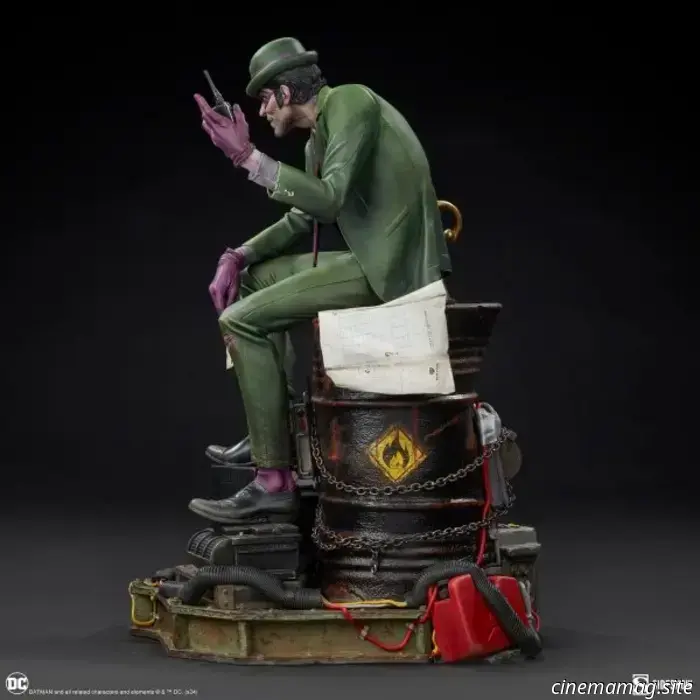 Sideshow has introduced the Riddler Premium Format Figure.