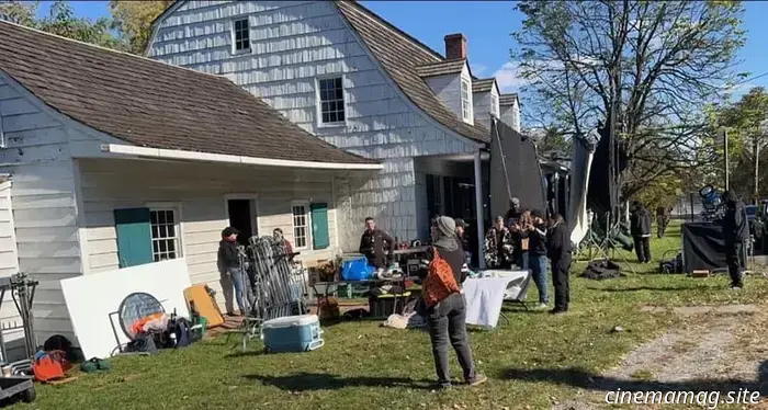 Come abbiamo girato la nostra storia di fantasmi vittoriana 'The Traveler' a New York con un budget ridotto — e abbiamo finto un incendio