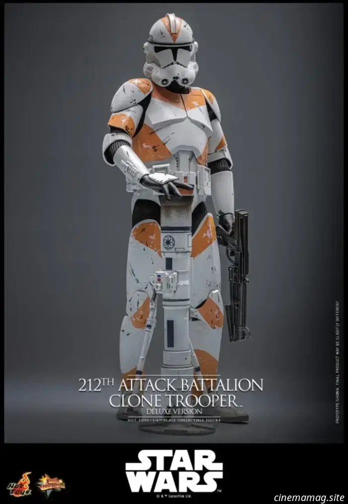 Il Clone Trooper del 212° Battaglione d'Attacco entra in battaglia con la figura in scala 1/6 di Star Wars di Hot Toys.