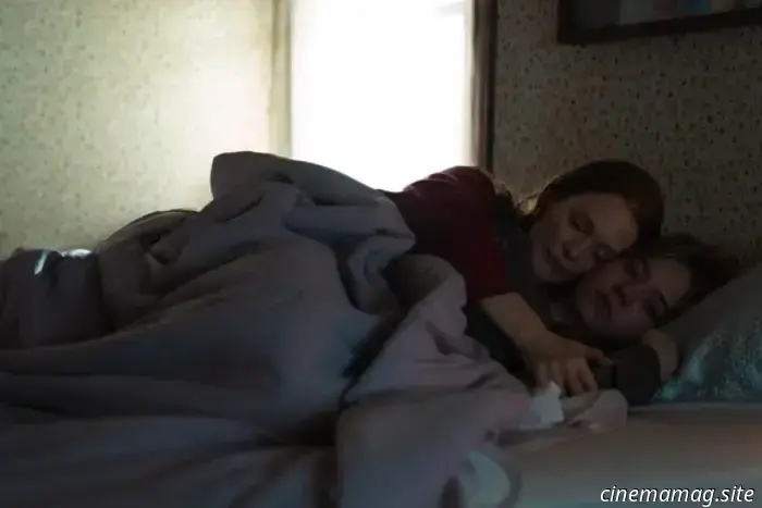 Julianne Moore e Sydney Sweeney sono legate da un oscuro segreto nel trailer di Echo Valley