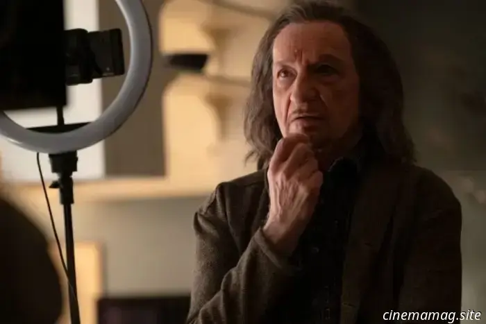 Vence la fatiga de los superhéroes con el tráiler de Wonder Man de Marvel.