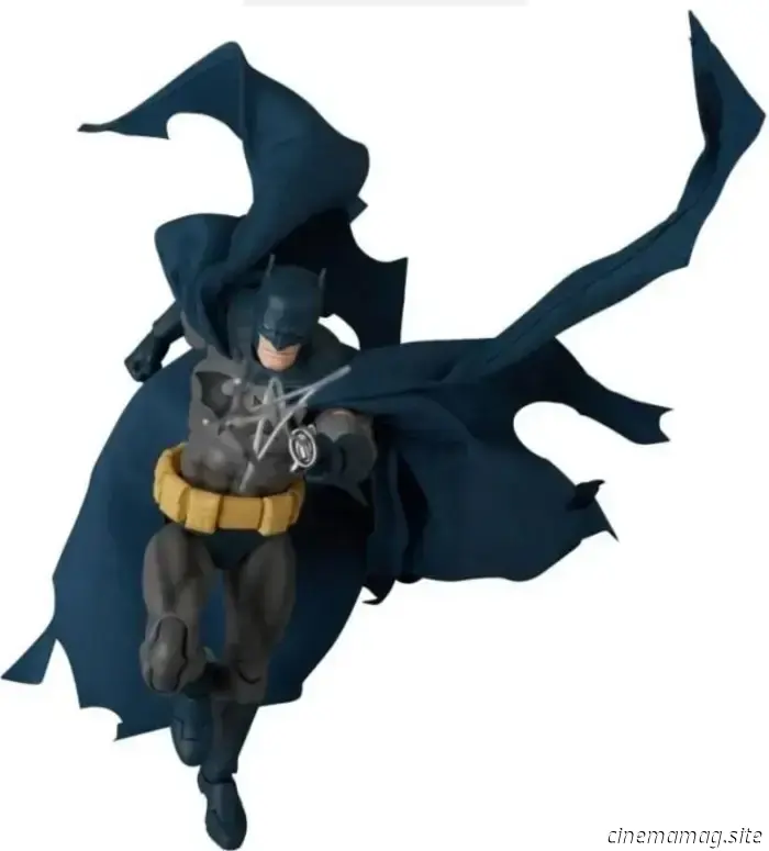 Medicom presenta las figuras MAFEX de Batman: Hush correspondientes a Batman y Ra's al Ghul.
