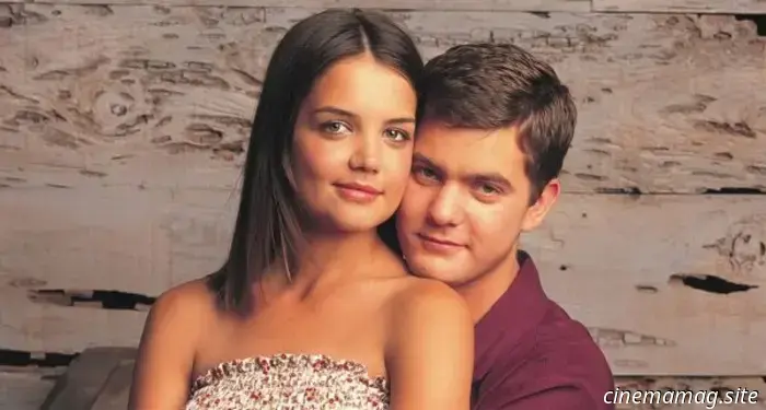 I co-protagonisti di Dawson's Creek, Katie Holmes e Joshua Jackson, si reuniscono per la trilogia cinematografica Happy Hours