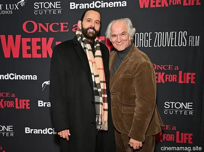 George Zouvelos incarna la grinta della vecchia scuola di New York in Once a Week for Life