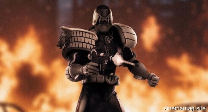 Hiya Toys reveals the Judge Dredd (Black & White) Exquisite Super Series action figure.
